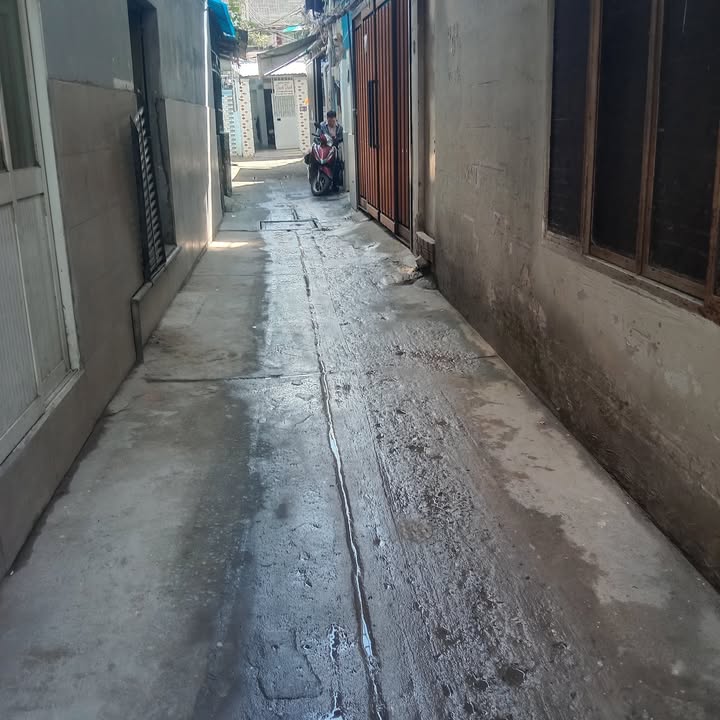 Nhà 3 tầng Xô Viết Nghệ Tĩnh, Bình Thạnh 16m² chỉ 3 tỷ - Vị trí vàng, đầy đủ tiện ích!