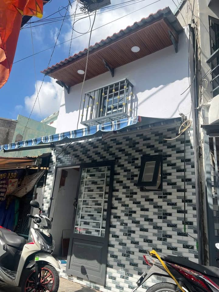 Nhà nhỏ mini hẻm xe hơi 154 Âu Dương Lân, P3, Q8 - Chỉ 420 triệu, cơ hội đầu tư tuyệt vời!