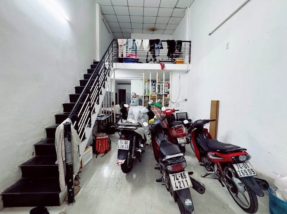 Nhà phố K96 Điện Biên Phủ 45m² giá chỉ 3.05 tỷ - Tiện nghi đầy đủ, vị trí đắc địa!