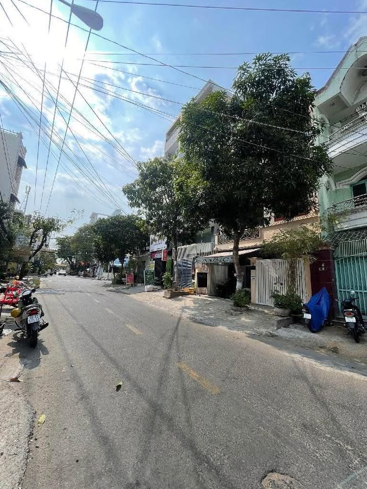 Nhà mặt tiền Phan Huy Thực, Tân Kiểng, 68m² giá 12.5 tỷ - Kinh doanh sầm uất!