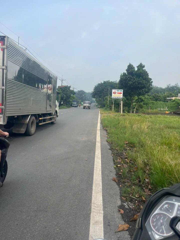 Đất mặt tiền Tỉnh Lộ 15, Củ Chi 3229m² giá 28 tỷ - Kinh doanh sầm uất!