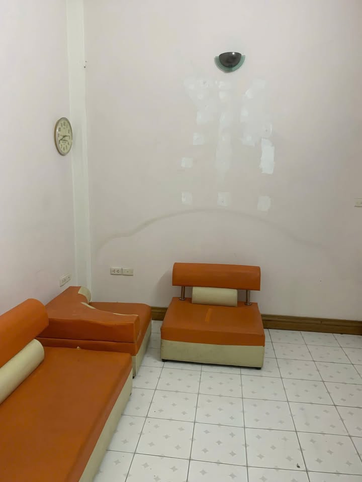 Nhà riêng cho thuê ngõ 25 Võ Văn Dũng 42m² giá 18 triệu - Thích hợp làm văn phòng!