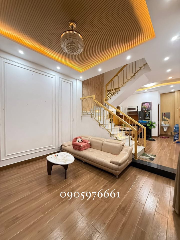 Nhà 3 tầng Đống Đa - Hải Châu - Đà Nẵng 42m² giá 3.85 tỷ - Thiết kế hiện đại, chỉ việc dọn vào ở!