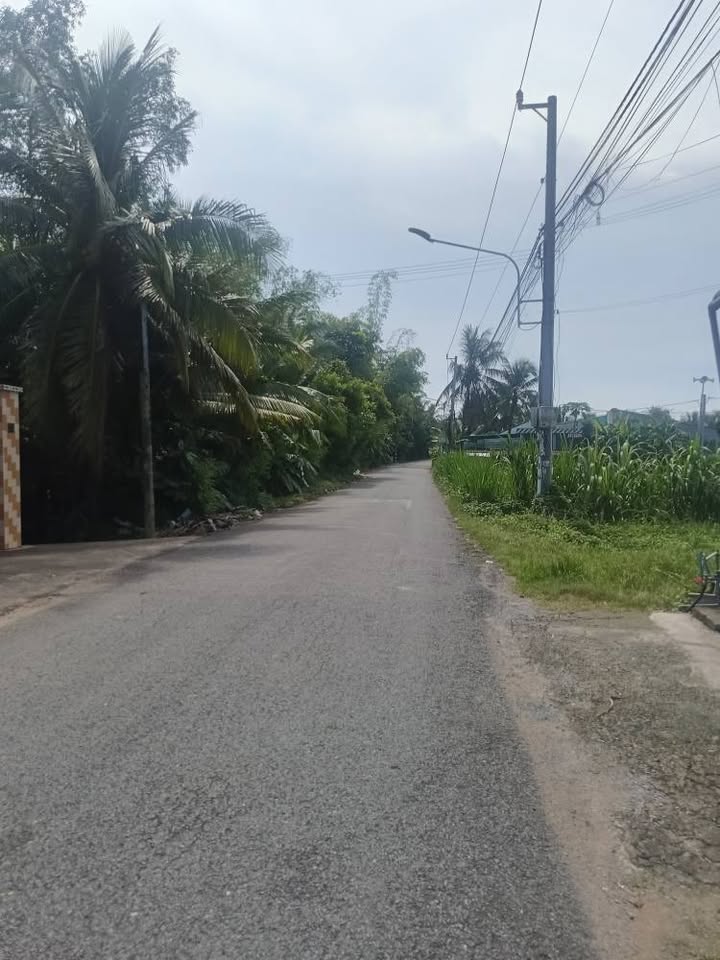 Đất nền mặt tiền đường 90E Long Hòa A, Mỹ Tho 100m² giá 1 tỷ - Đầu tư sinh lời hấp dẫn!