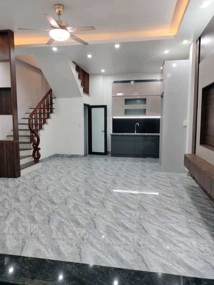 Nhà đẹp 3 tầng phường Quang Trung Thái Bình 46m² giá 2 tỷ - Đầy đủ công năng sử dụng!
