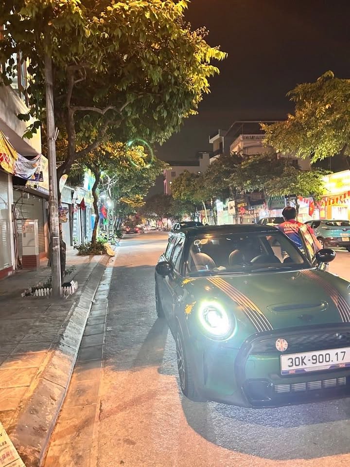 Đất nền đẹp tại phường Việt Hưng, quận Long Biên - 38m² giá 5.1 tỷ - Sổ đỏ chính chủ!