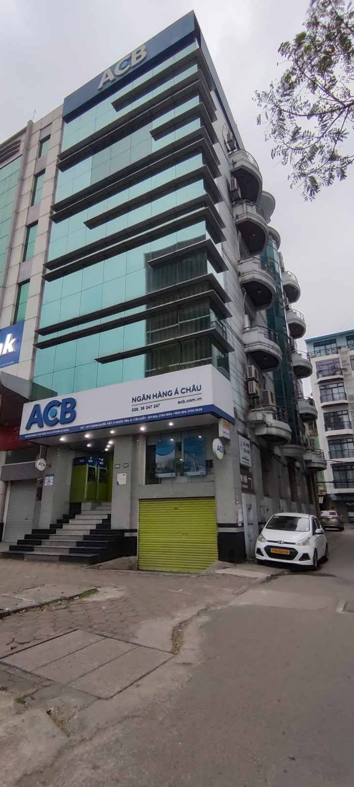 Tòa nhà mặt phố Hoàng Quốc Việt, Cầu Giấy 98m² giá 50 tỷ - Cơ hội đầu tư hiếm có!