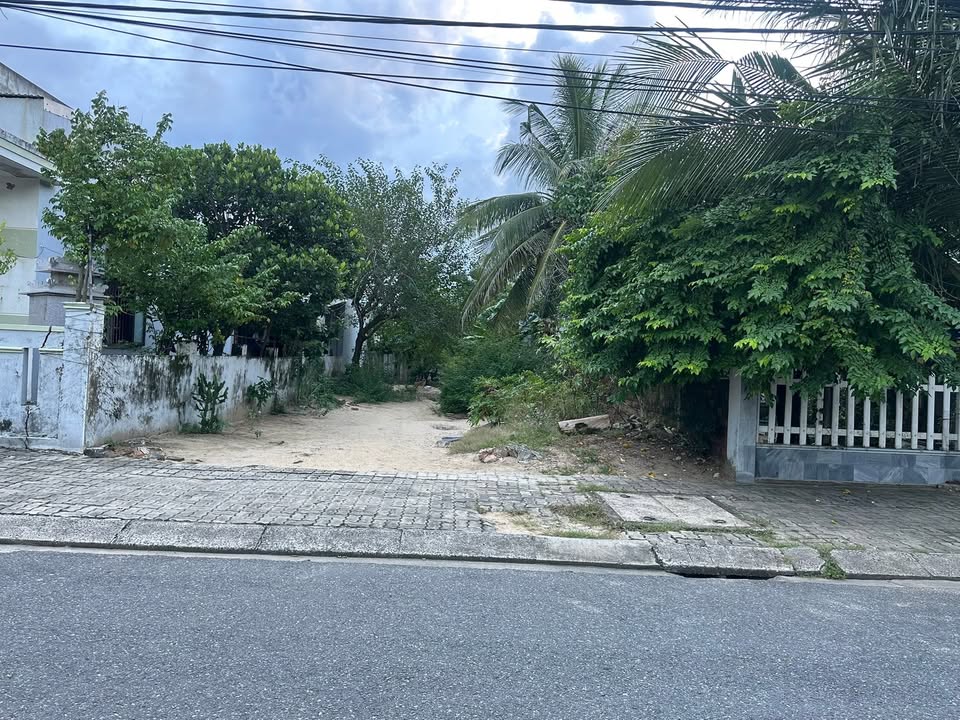 Đất Bãi Tắm Tân Trà Đà Nẵng 368m² giá 14.2 tỷ - Cơ hội đầu tư hấp dẫn!