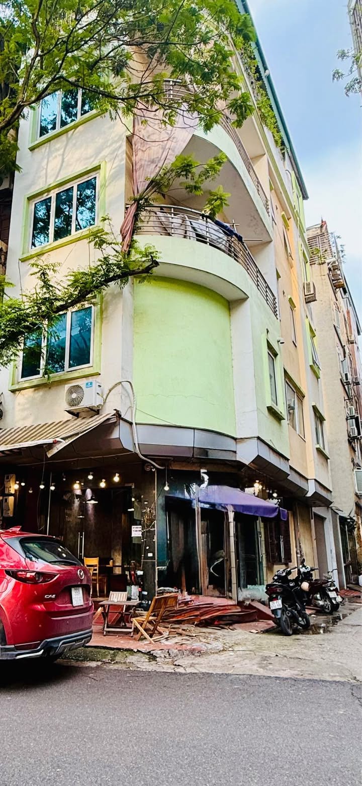 Nhà Mặt Phố Nguyễn Trãi, 42m², giá 15 tỷ - Thiết kế hiện đại, sẵn sàng kinh doanh!