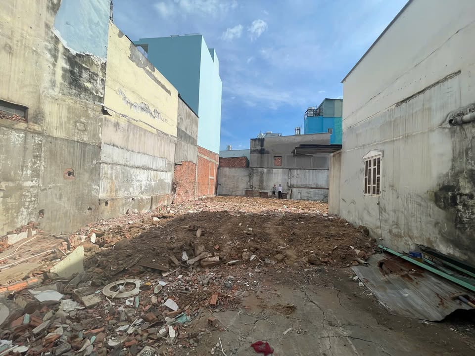 Nhà mặt tiền kinh doanh Lê Đình Cẩn, Q. Bình Tân 320m² giá 36 tỷ - Cơ hội vàng cho nhà đầu tư!