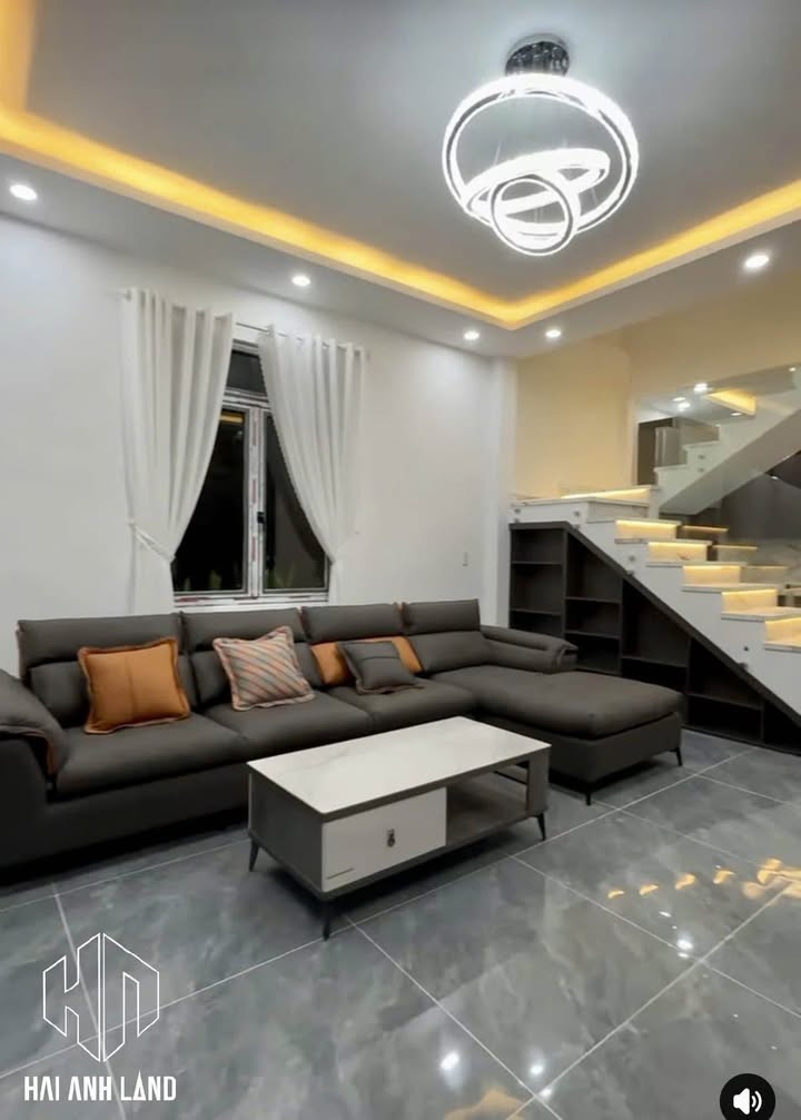 Bán nhà mặt tiền lô góc Đinh Lễ - Nguyễn Cảnh Dị 85m² giá 3.45 tỷ - Thích hợp ở kết hợp kinh doanh!