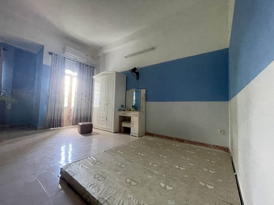 Nhà mặt tiền Phần Lăng, Thanh Khê 70m² giá 5.8 tỷ - Vị trí đắc địa, tiện ích đầy đủ!