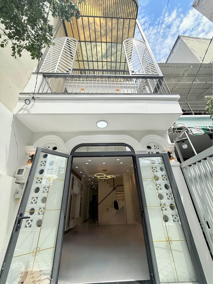 Nhà riêng quận 7, 60m² giá 5.5 tỷ - Full nội thất, vào ở ngay!