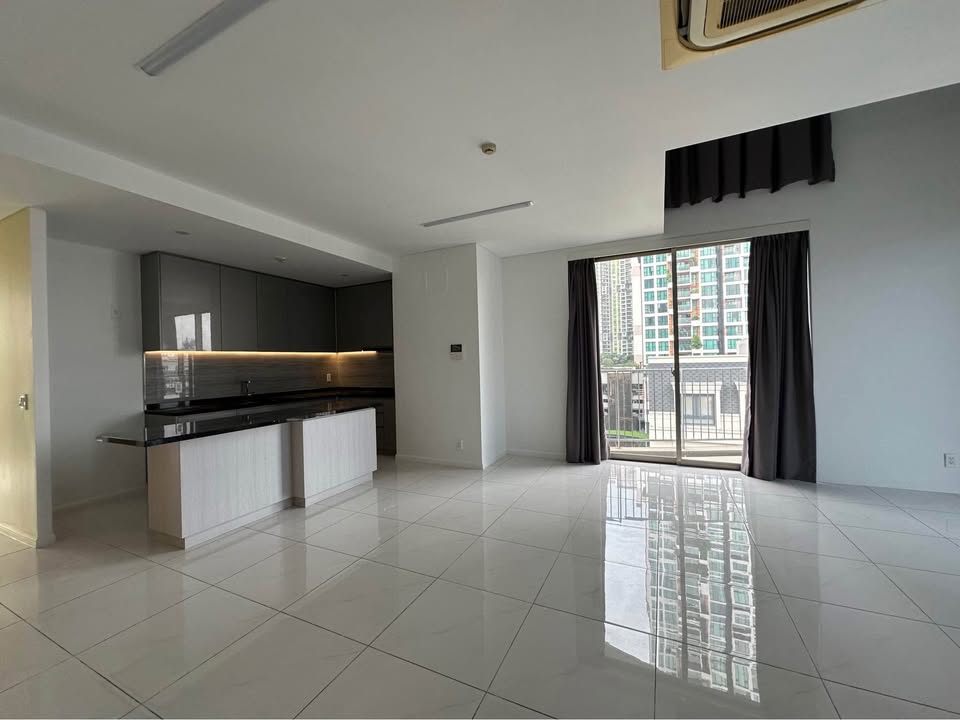 Căn hộ Duplex cho thuê tại Waterina Suites, Thủ Đức 234m² - Thiết kế hiện đại, sang trọng!