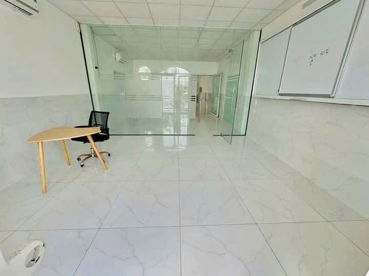 Văn phòng Trần Thái Tông Cầu Giấy 85m² giá 17 triệu - Không thể bỏ lỡ!