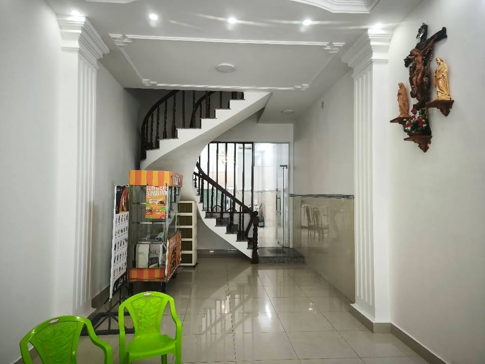 Nhà mặt tiền Chấn Hưng Tân Bình 72m² giá 22.9 tỷ - Kinh doanh sầm uất!