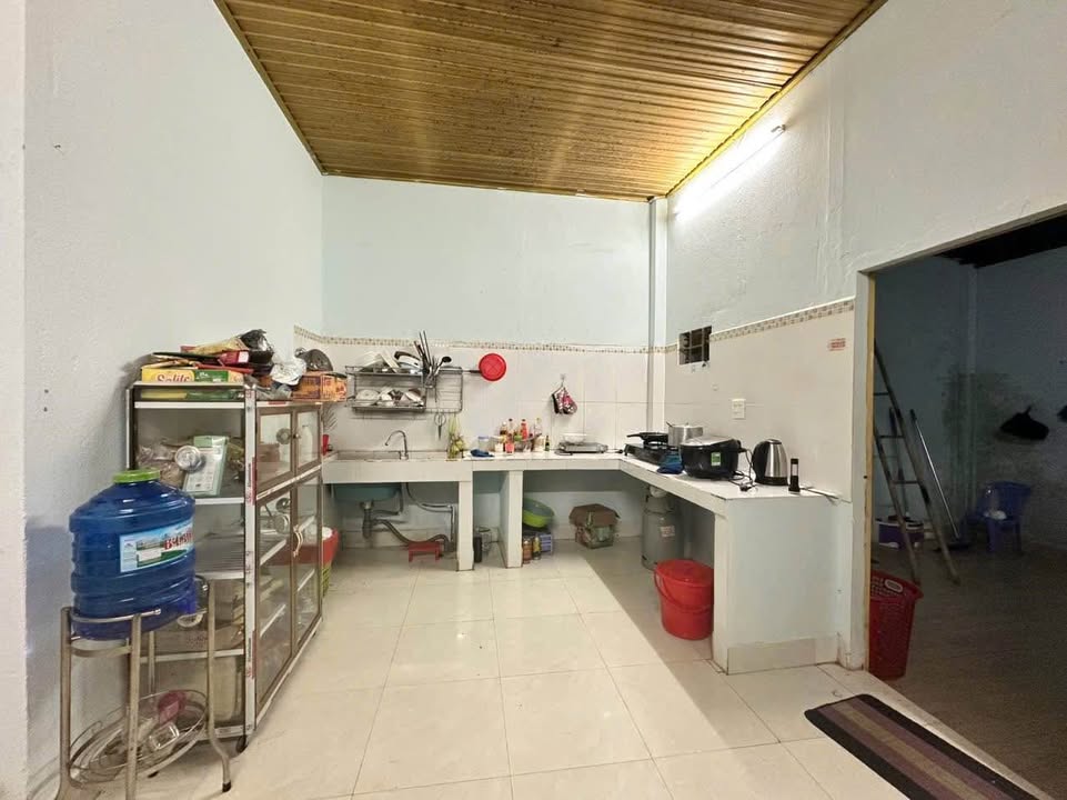 Nhà cấp 4 mặt tiền Mạc Đĩnh Chi, phường 2, diện tích 235m² - Giá chỉ 2.6 tỷ!