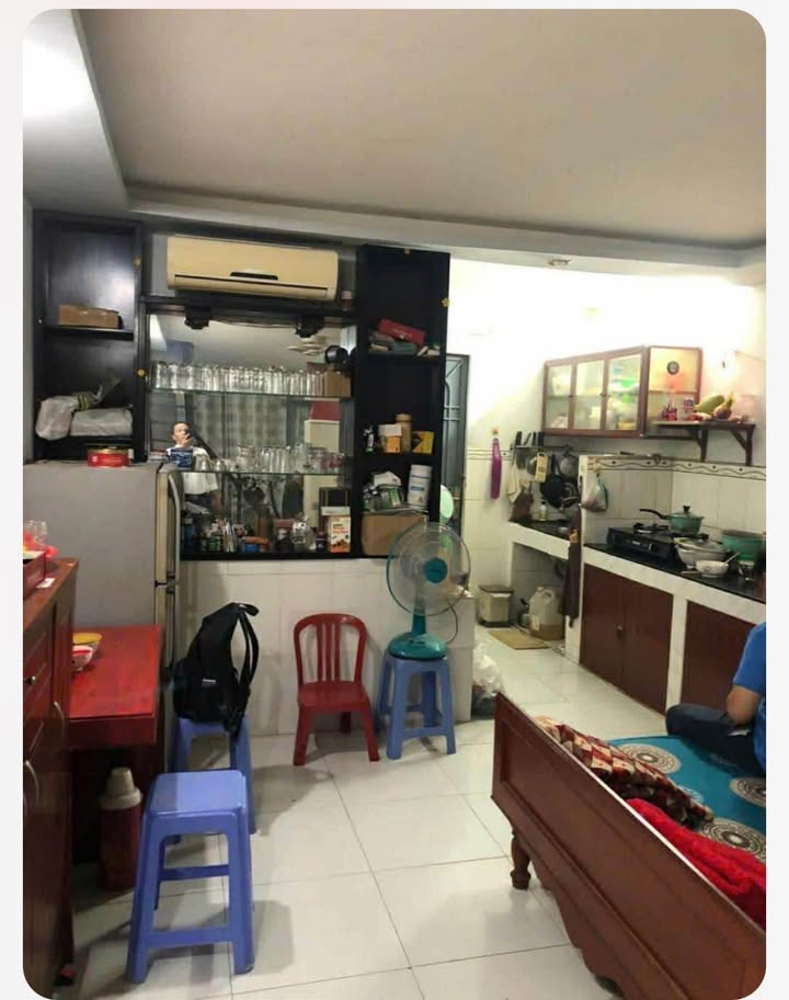 Nhà riêng Nguyễn Thông, Quận 3, 44m² giá 5.6 tỷ - Hẻm an ninh, tiện di chuyển!