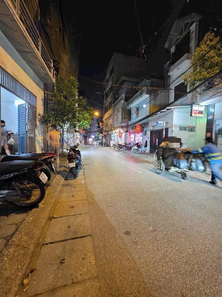 Nhà mặt phố Chùa Quỳnh, Hai Bà Trưng 55m² giá 10 tỷ - Đầu tư sinh lời ngay!