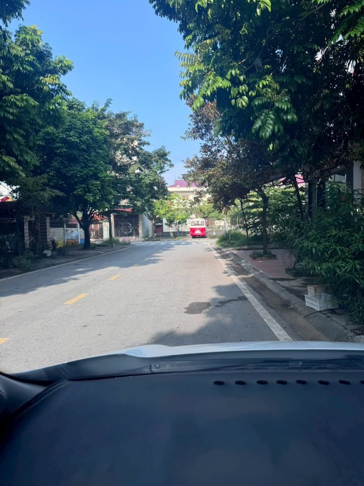 Đất nền Quế Võ Bắc Ninh 72m² giá 3.4 tỷ - Vị trí đắc địa gần chợ trung tâm!