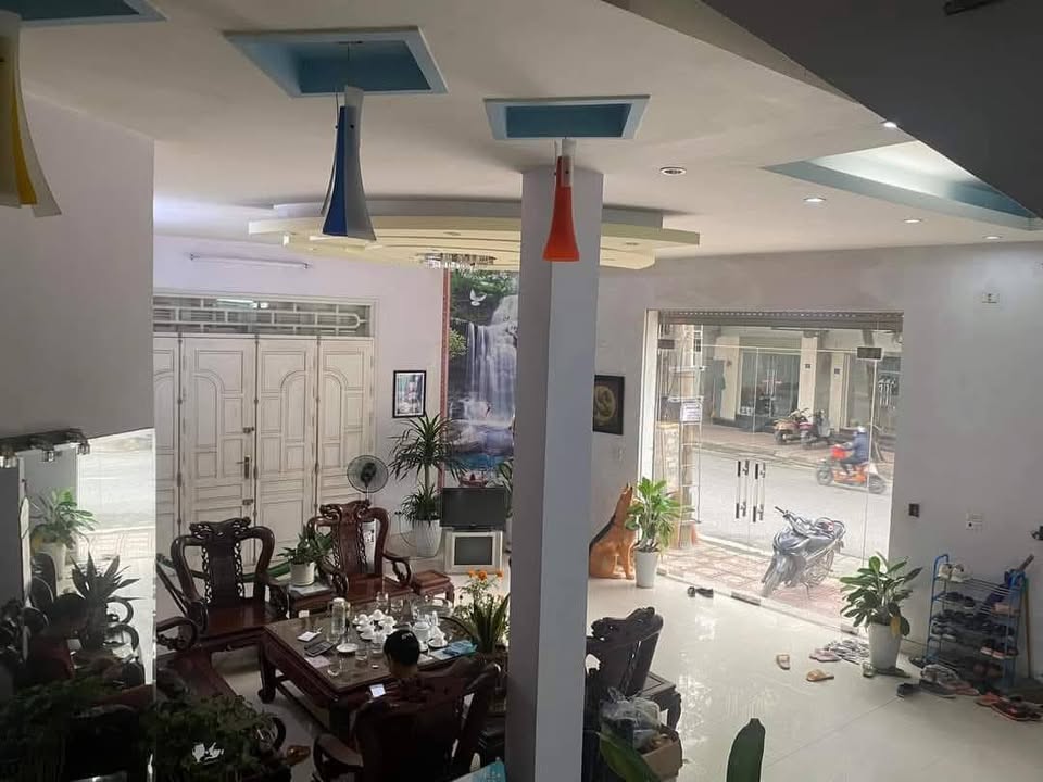 Nhà góc 4 tầng phố Quán Thánh, Hải Dương 112m² giá 7 tỷ - Phù hợp kinh doanh