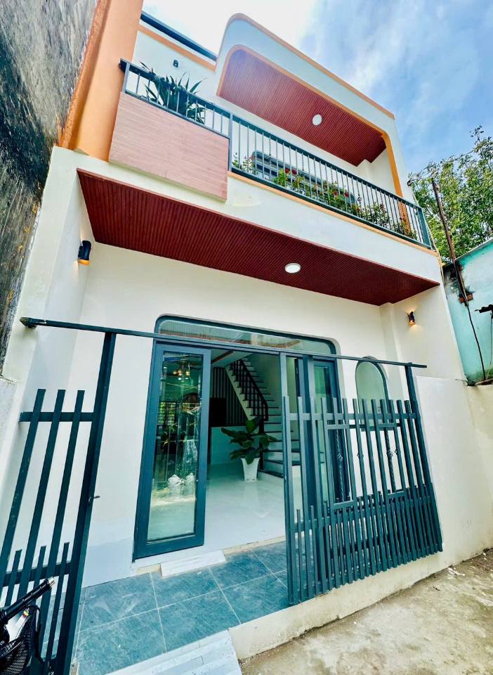 Nhà 2 tầng tại Mỹ Quý, Long Xuyên 48m² giá chỉ 1 tỷ - Thiết kế hiện đại, thoáng mát!