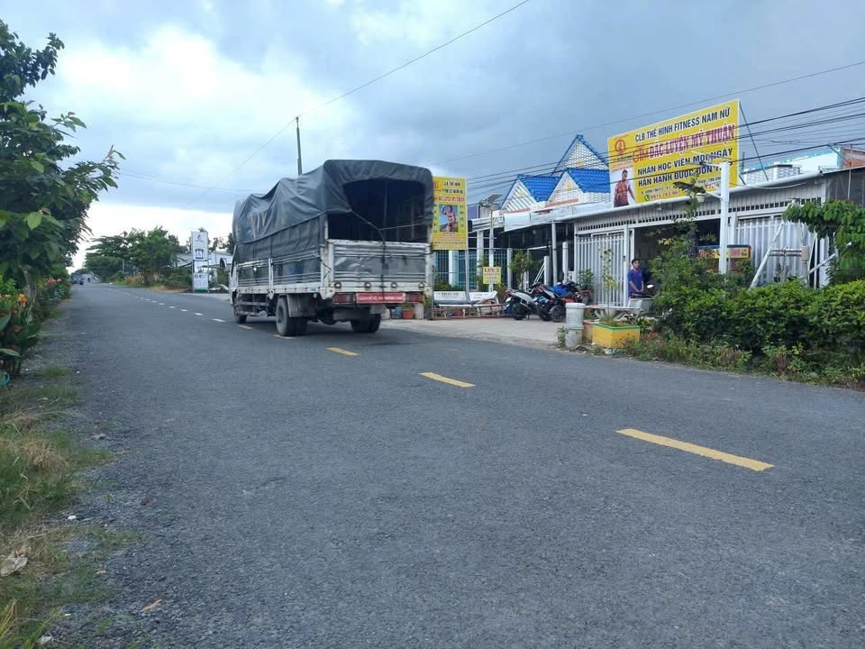 Đất nền kinh doanh 1280m² xã Nguyễn Văn Thảnh, Bình Tân, Vĩnh Long giá 1.05 tỷ - Đầu tư sinh lời ngay!