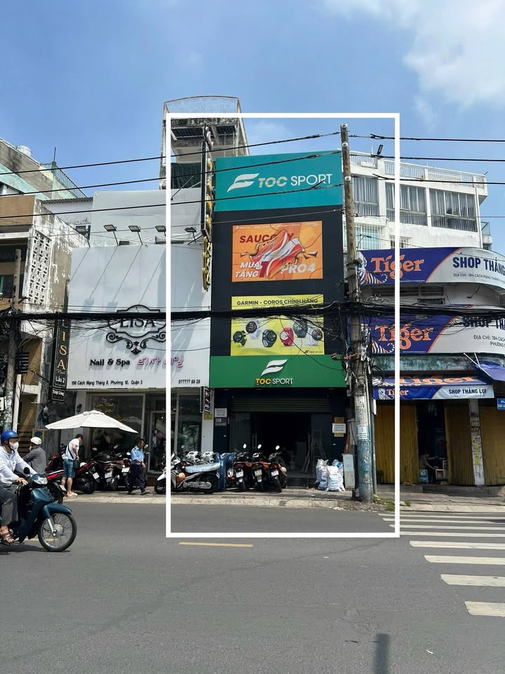 Nhà mặt tiền Cách Mạng Tháng 8, Q.3, 105m² - Giá thuê thỏa thuận, phù hợp kinh doanh