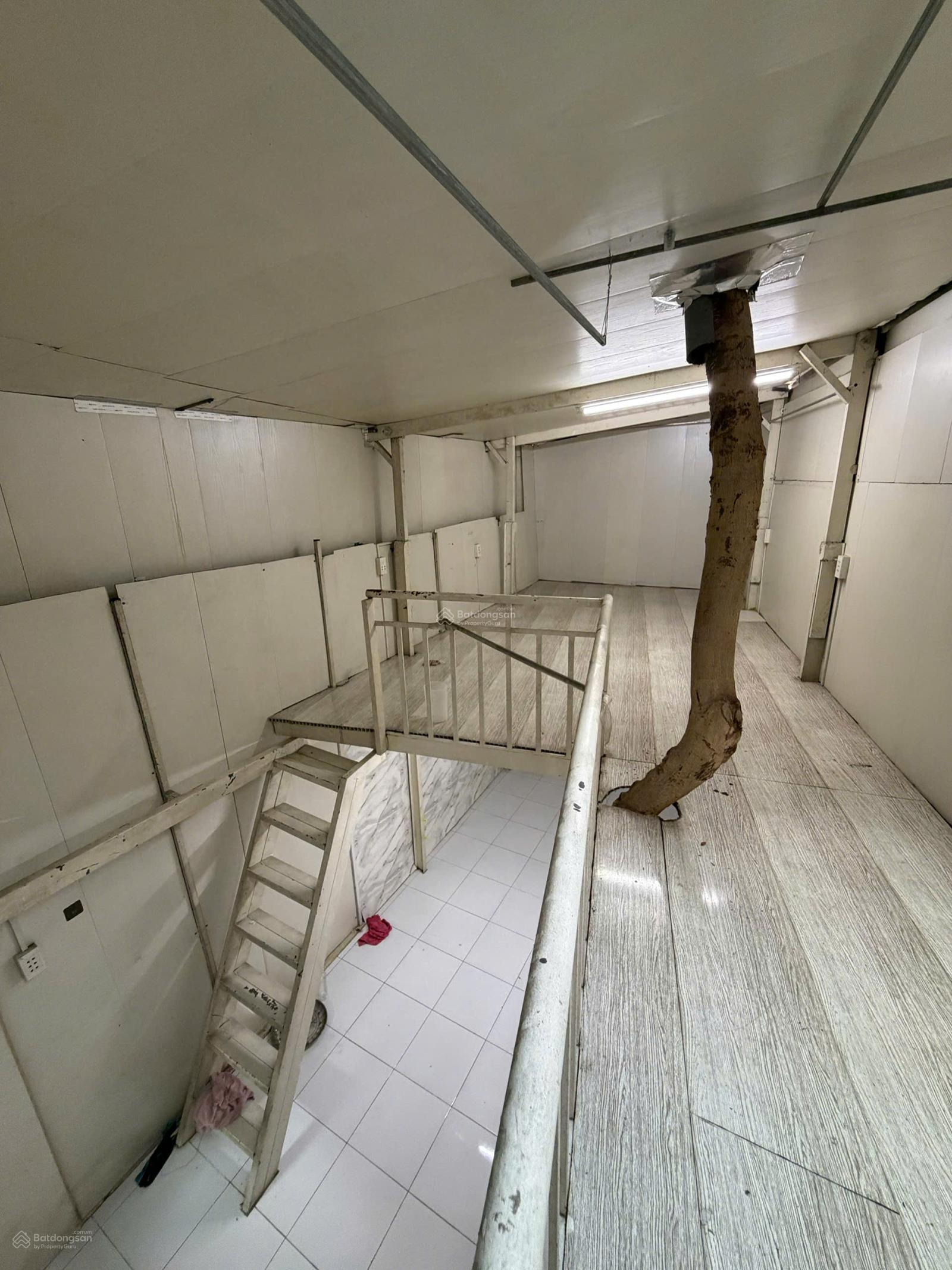 Nhà nguyên căn 420B Nguyễn Sơn, Tân Phú 60m² - Giá thuê 11 triệu, sân rộng thoáng mát!