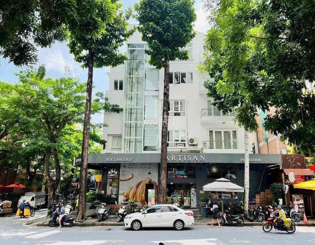 Cho thuê nhà mặt tiền Xô Viết Nghệ Tĩnh, Bình Thạnh 500m² - Nhận nhà ngay!