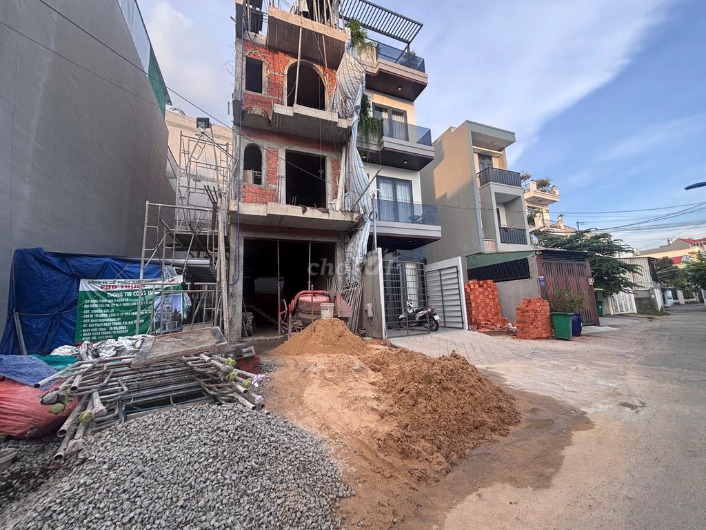 Đất nền Phước Long B, Quận 9 - Diện tích 86m² giá 6.45 tỷ - Cơ hội đầu tư tuyệt vời!