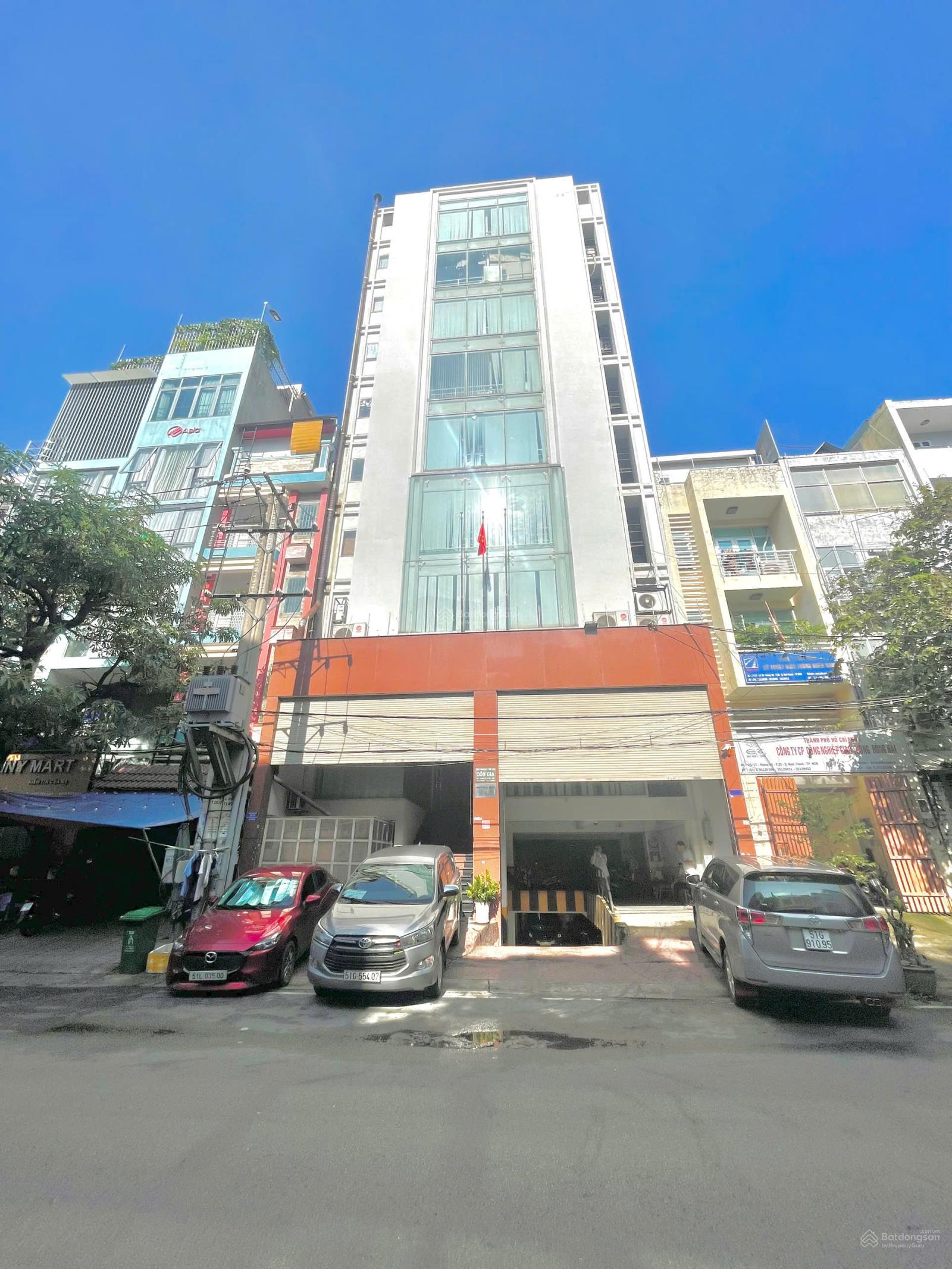 Cho thuê tòa nhà văn phòng 1.300m² tại Đường D5, Q. Bình Thạnh - Giá 400 triệu/tháng