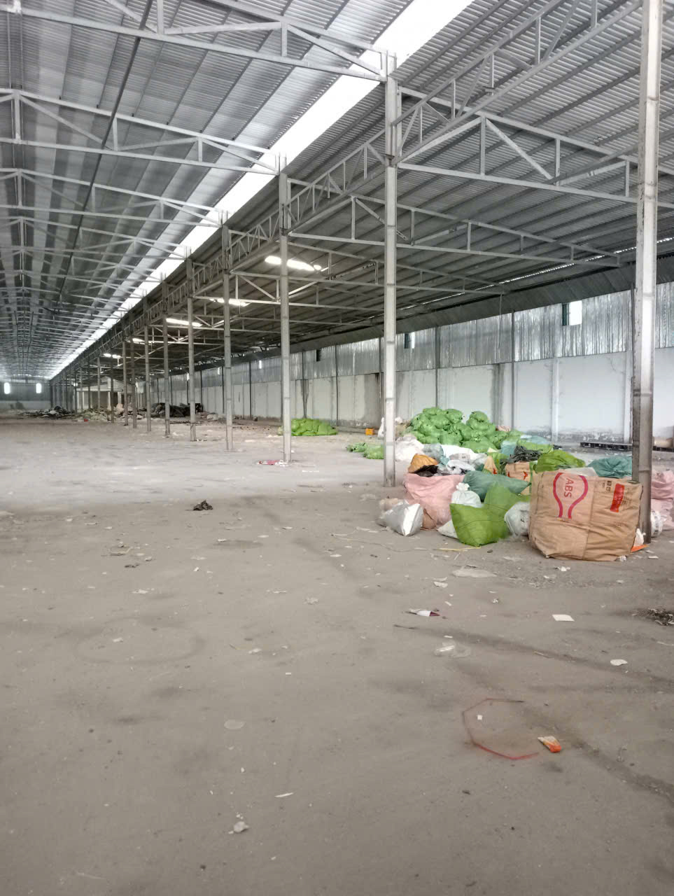 Cho thuê kho mặt tiền quốc lộ 1A, Hậu Giang diện tích 8000m² - Phù hợp làm kho xưởng lớn!
