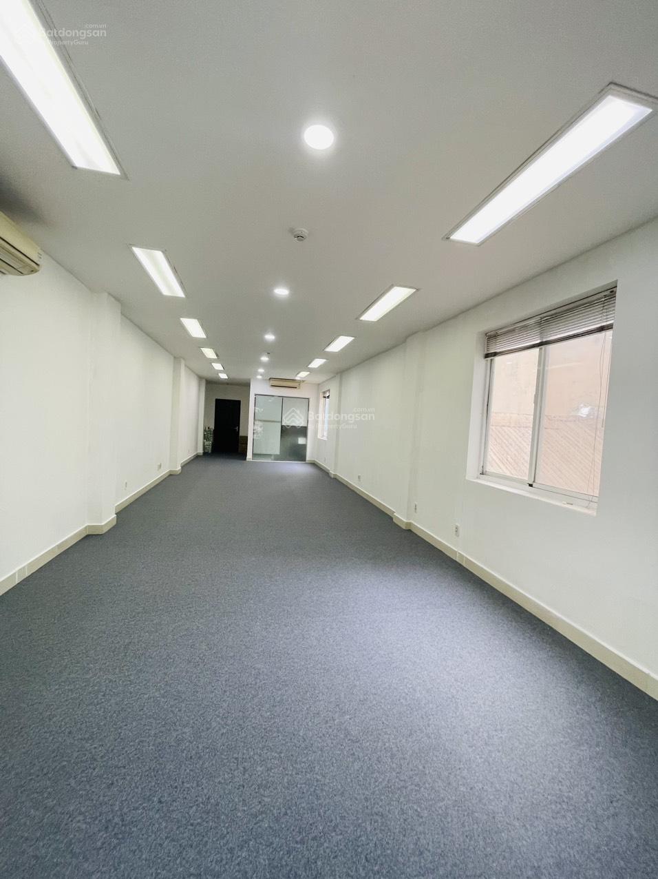 Cho thuê văn phòng 65m² tại Nguyễn Công Trứ, Q1 giá 28 triệu - Vị trí đắc địa, thuận tiện kinh doanh!