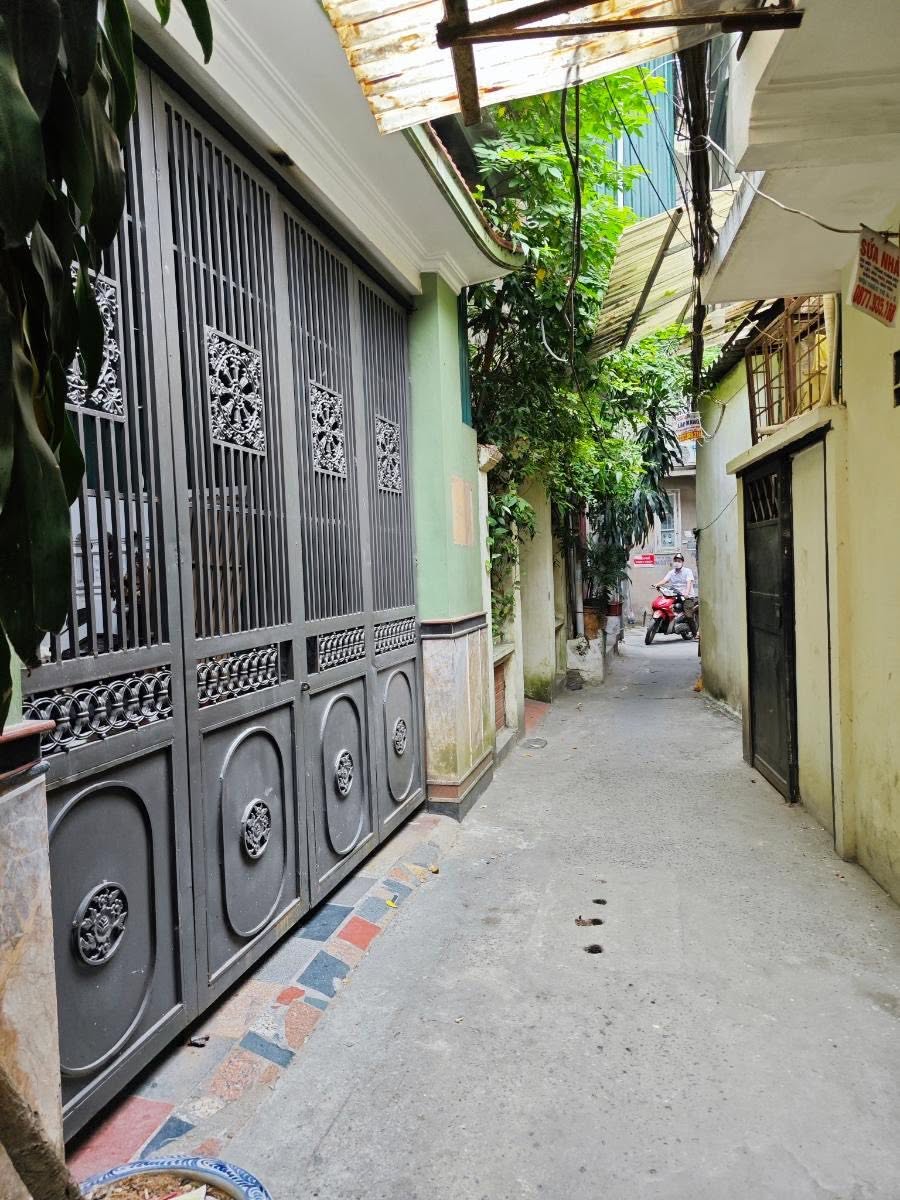 Bán nhà Đường Láng Hạ, Quận Đống Đa, 75m² giá 14.2 tỷ - Dòng tiền ổn định 40 triệu/tháng!