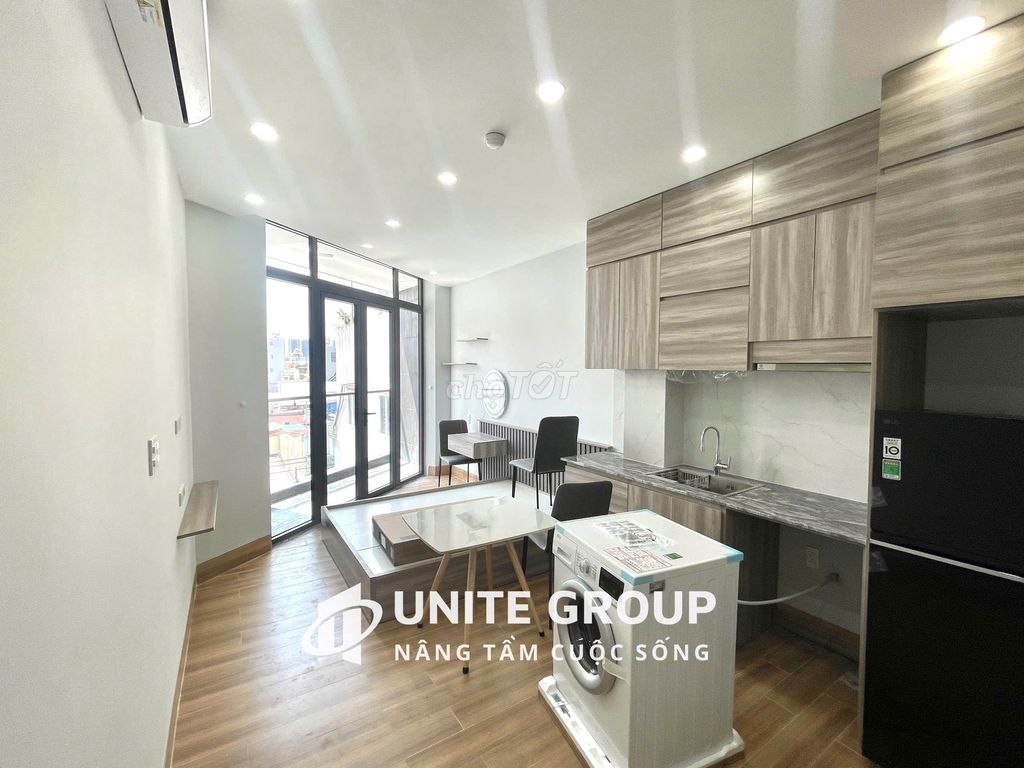 Căn hộ studio ban công mặt tiền Quận 4 giá 6.5 triệu - Tiện nghi đầy đủ vào ở ngay!