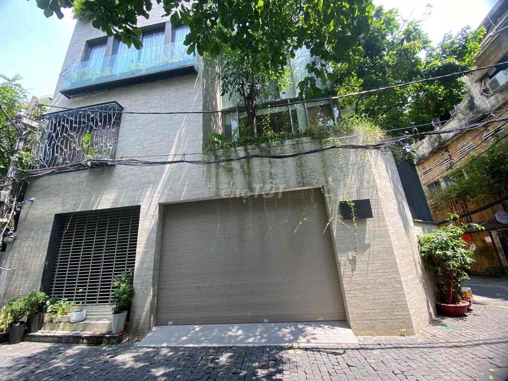 Căn hộ 230 Pasteur, Quận 1 - 50m² giá 15 triệu - Bao tất cả tiện ích, dọn dẹp miễn phí!