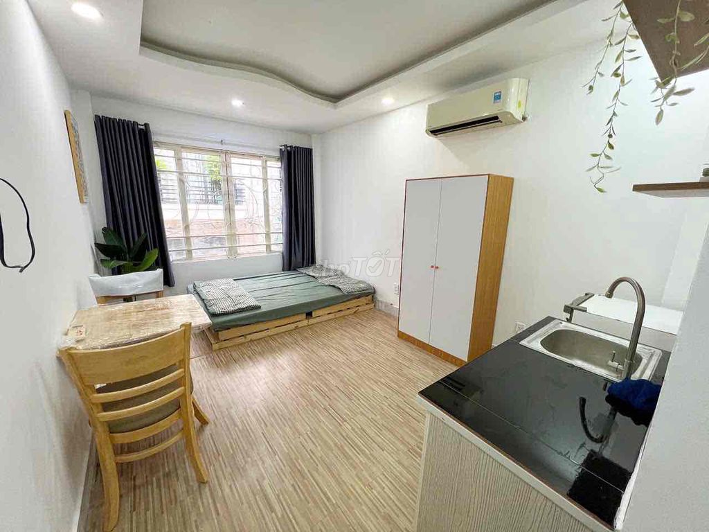 Phòng cho thuê tại Quận 1 - 25m² chỉ 6.4 triệu - Tiện nghi đầy đủ, giờ giấc tự do!