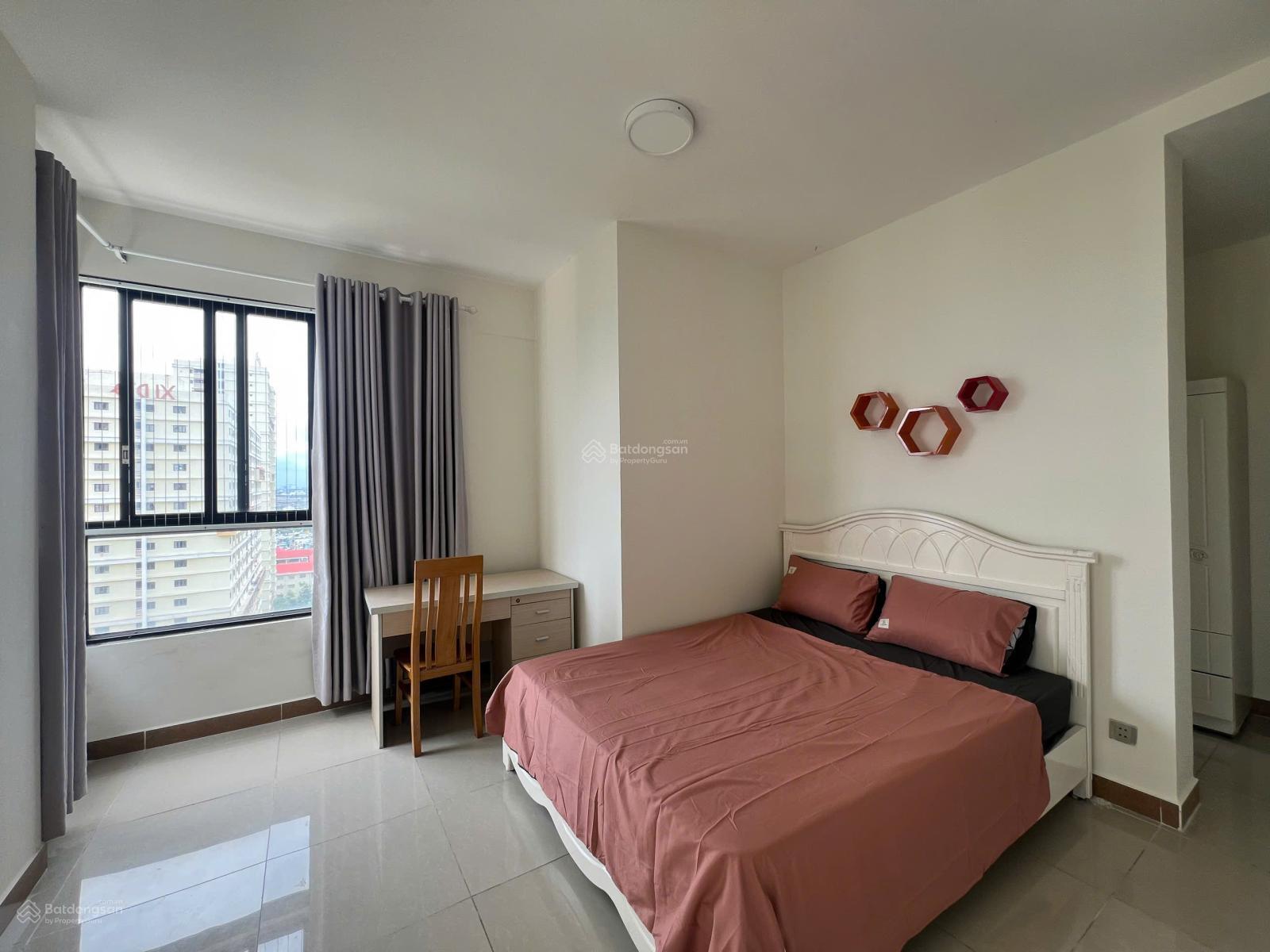 Phòng riêng cho thuê tại chung cư Eratown Đức Khải 30m² giá chỉ 4.8 triệu - Không gian thoáng đãng, đầy đủ tiện nghi!