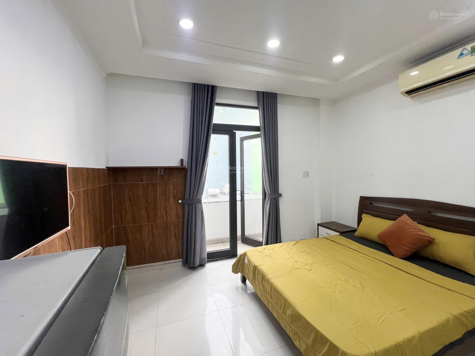 Phòng cho thuê đường Nguyễn Giản Thanh 24m² giá 6.3 triệu - Giao ngay, tiện nghi đầy đủ!