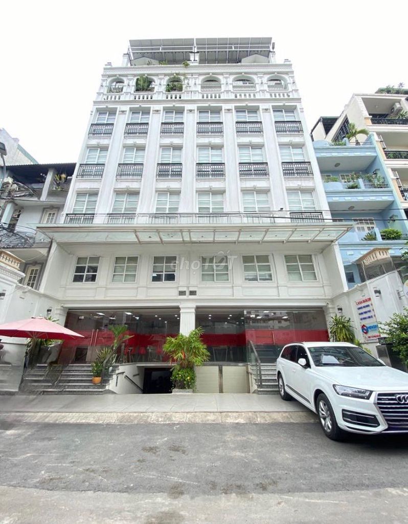 Tòa nhà Mặt Tiền Phạm Ngọc Thạch 405m² giá 300 triệu - Vị trí đắc địa ngay Hồ Con Rùa!