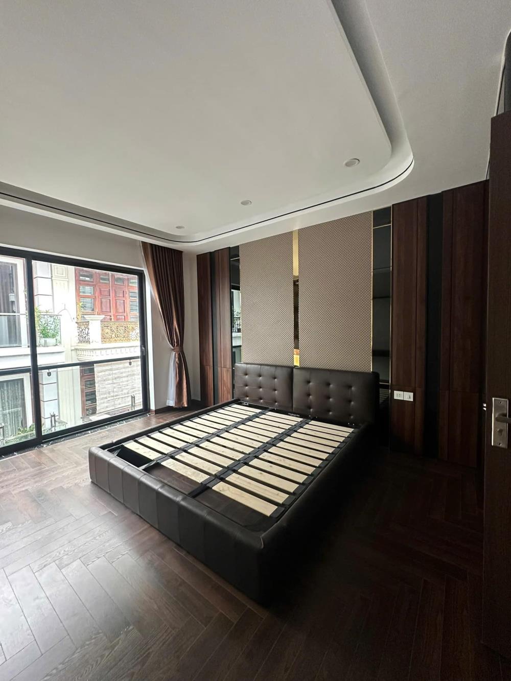 Nhà mặt phố Thanh Bình, Mộ Lao 35m² giá 12.4 tỷ - Đầu tư sinh lời lâu dài!