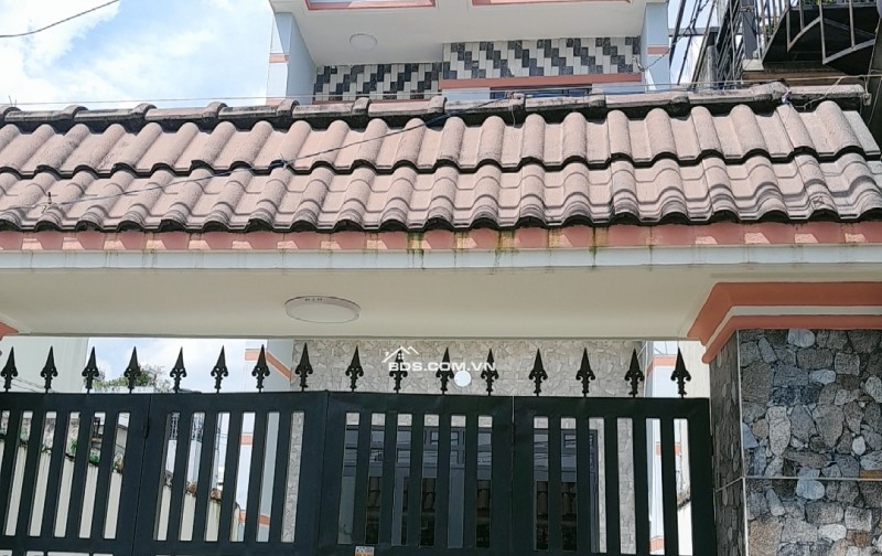 Nhà 2 mặt tiền 95m² tại Xuân Thới Thượng, Hóc Môn chỉ 5.9 tỷ - Sổ hồng riêng