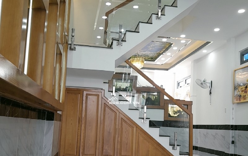 Nhà mặt tiền Trần Văn Mười, Hóc Môn 157m² giá 12.5 tỷ - Cơ hội đầu tư tuyệt vời!