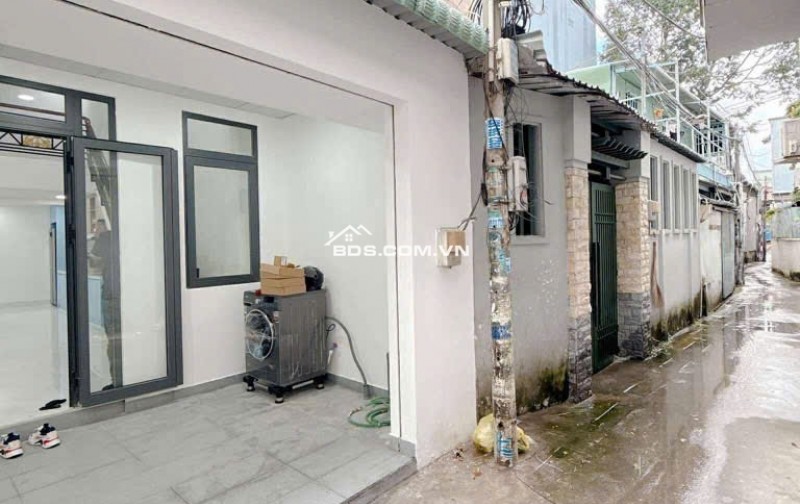 Nhà 3 tầng hẻm 1 xẹc Huỳnh Tấn Phát, Tân Thuận Tây Q7 – 5.65 tỷ - Sẵn sàng vào ở ngay!