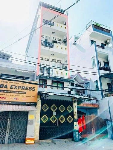 Nhà mặt tiền đẹp cho thuê 203 Nguyễn Văn Công, Gò Vấp - 9 phòng, 47 triệu/tháng!