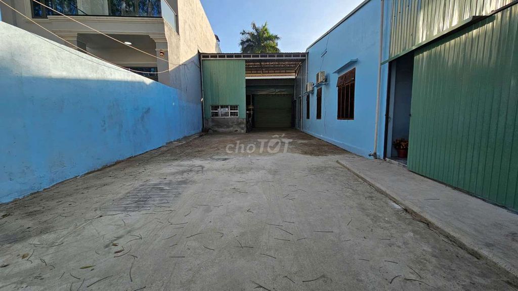 Mặt bằng cho thuê mặt tiền đường Lê Duẩn, thành phố Đồng Xoài, 1000m² - Địa điểm lý tưởng cho kinh doanh!