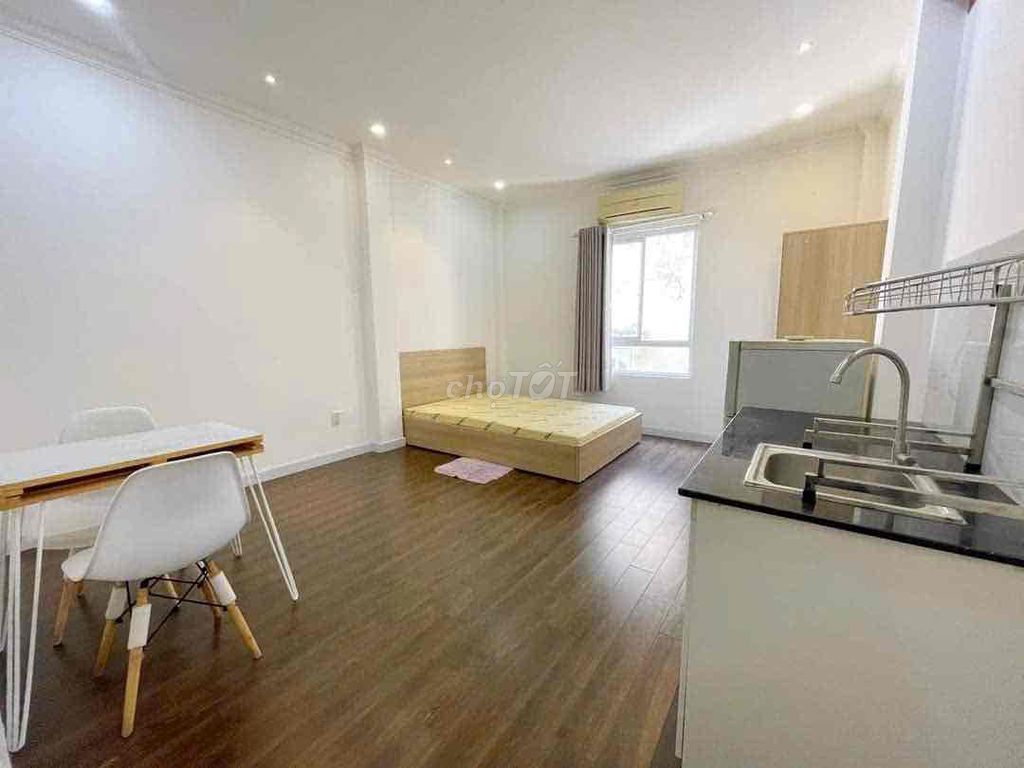 Căn hộ studio Nguyễn Trường Tộ Quận 4 35m² giá 6.5 triệu - Không chung chủ, tự do giờ giấc!