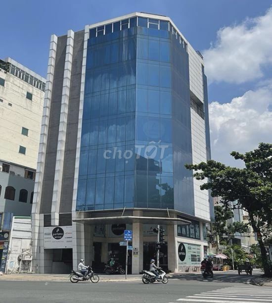 Cho thuê toà nhà góc 2 mặt tiền Hai Bà Trưng, Quận 1, 800m² - Vị trí đắc địa kinh doanh