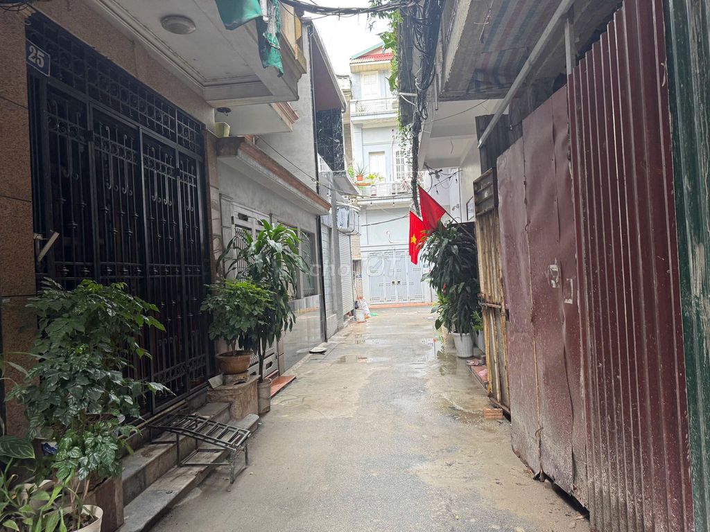 Bán nhà An Dương gần phố 30m² giá 7 tỷ - Ô tô đỗ cửa, tiện ích ngập tràn!